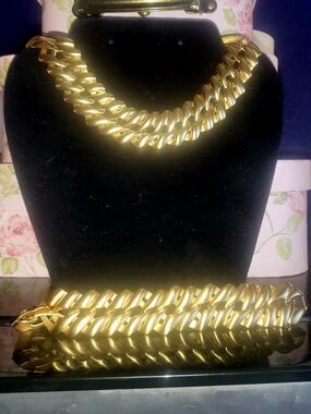 16" Necklace Vtg Thick Gold Plated Beautiful Monet Set 7.5" Bracelet